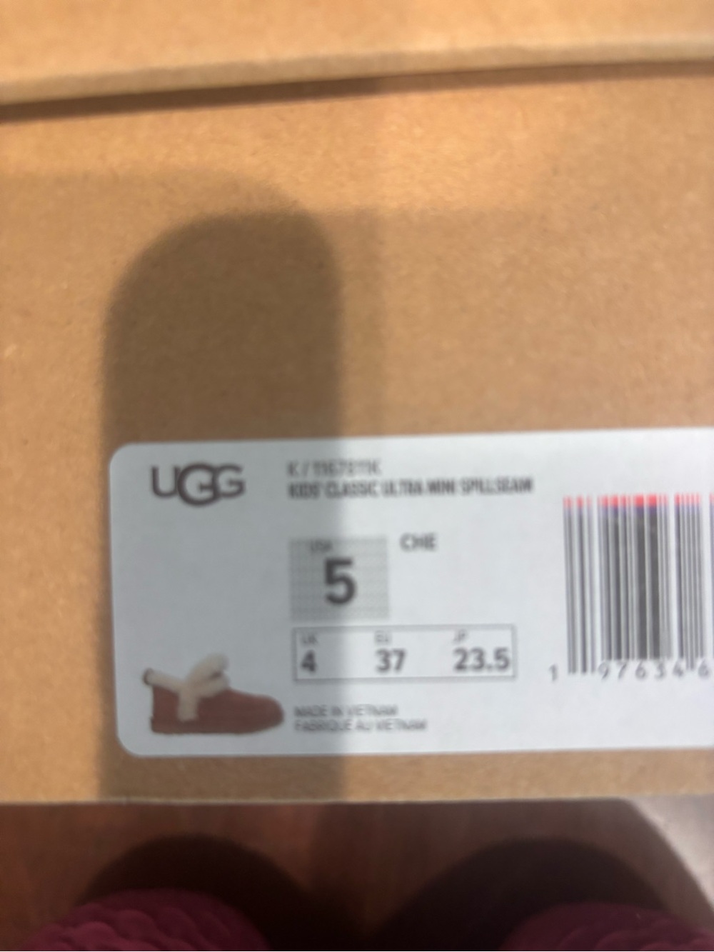 Girls UGGS - NWT - Picture 6 of 6